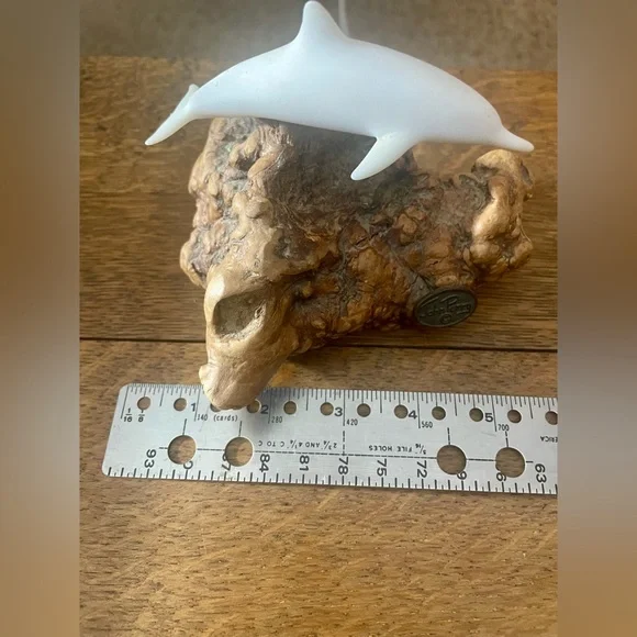 John Perry Vintage single dolphin Burlwood sculpture - Picture 8 of 10